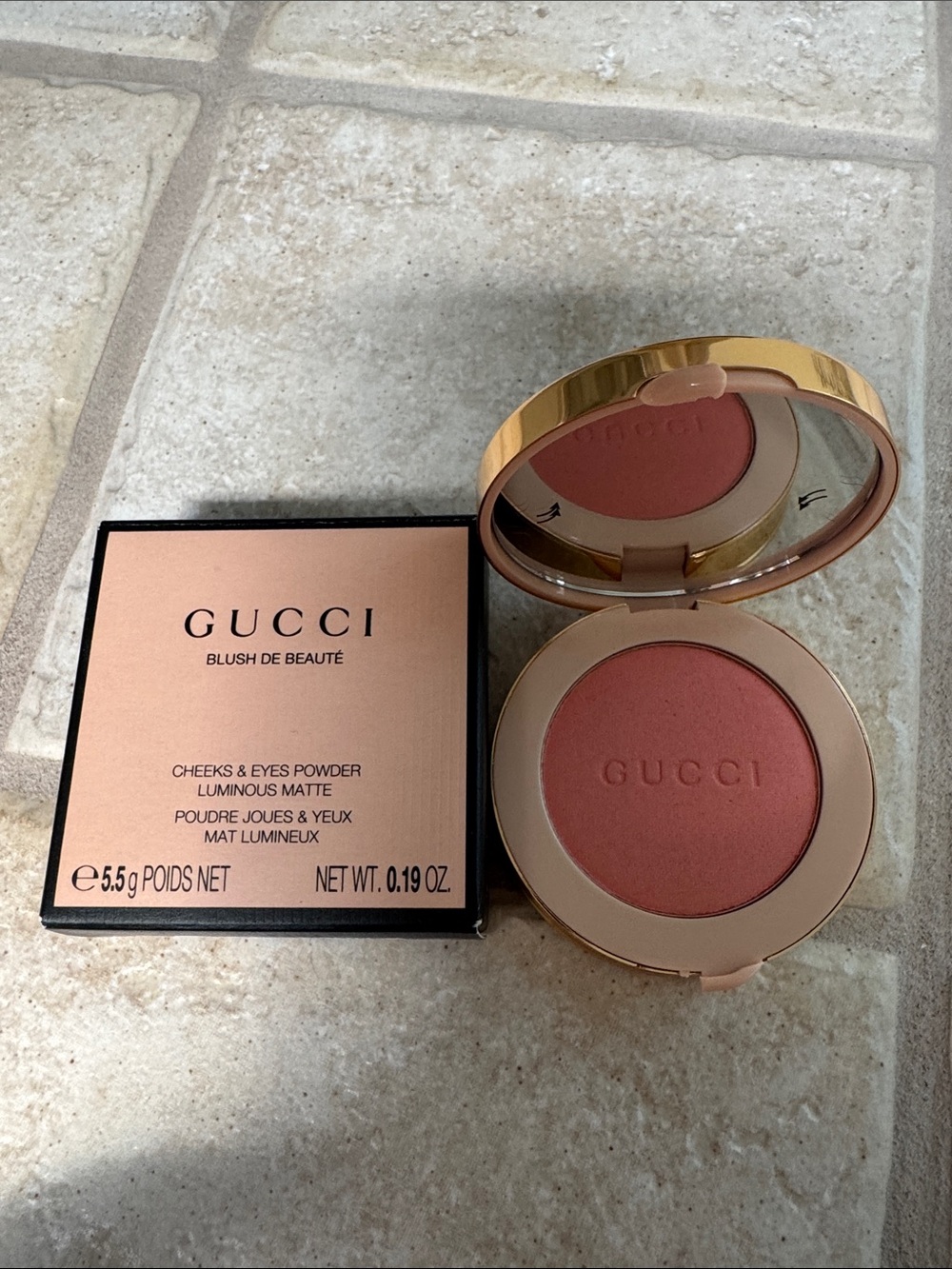 Gucci Luminous Matte Powder Blush in "Bright Coral" Shade 04